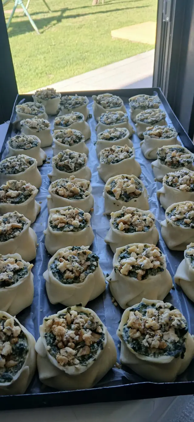 Empanadas de verdura listas para hornear